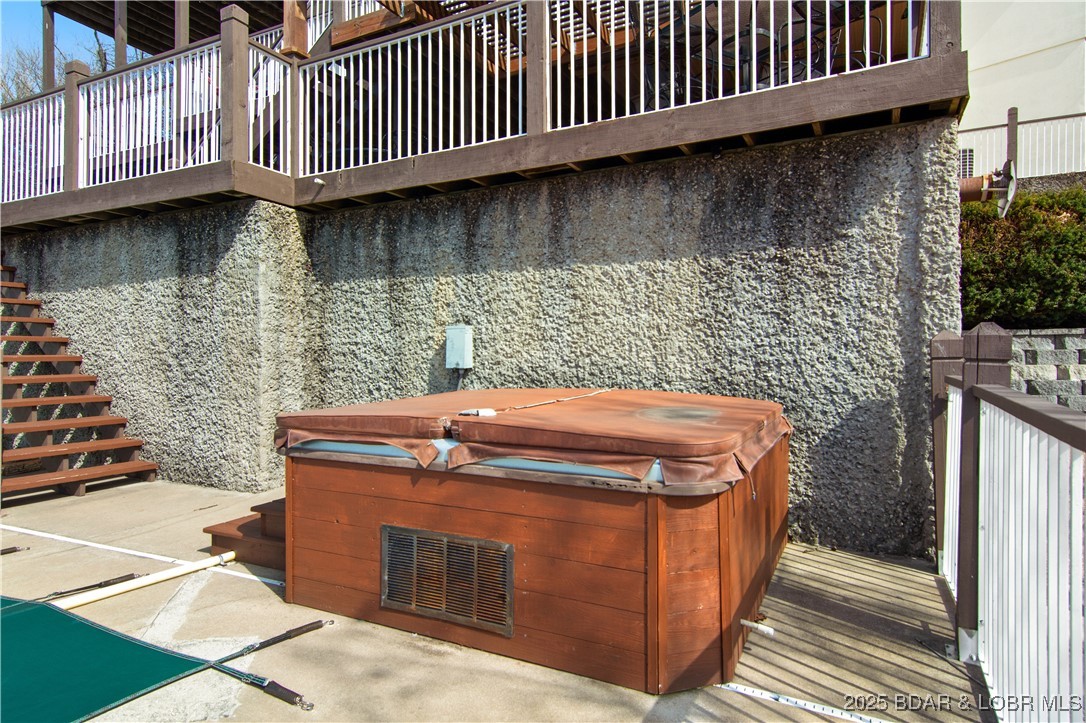 Osage Beach, Missouri 65065, United States, 4 Bedrooms Bedrooms, ,4 BathroomsBathrooms,Residential,Active,91154