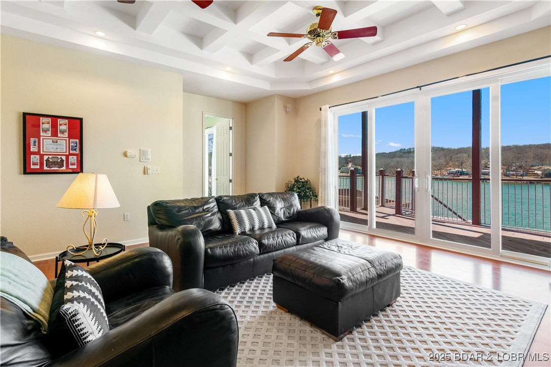 Osage Beach, Missouri 65065, United States, 4 Bedrooms Bedrooms, ,4 BathroomsBathrooms,Residential,Active,91154