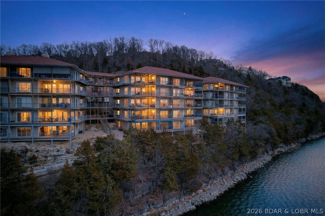 Palisades Condominium - Residential