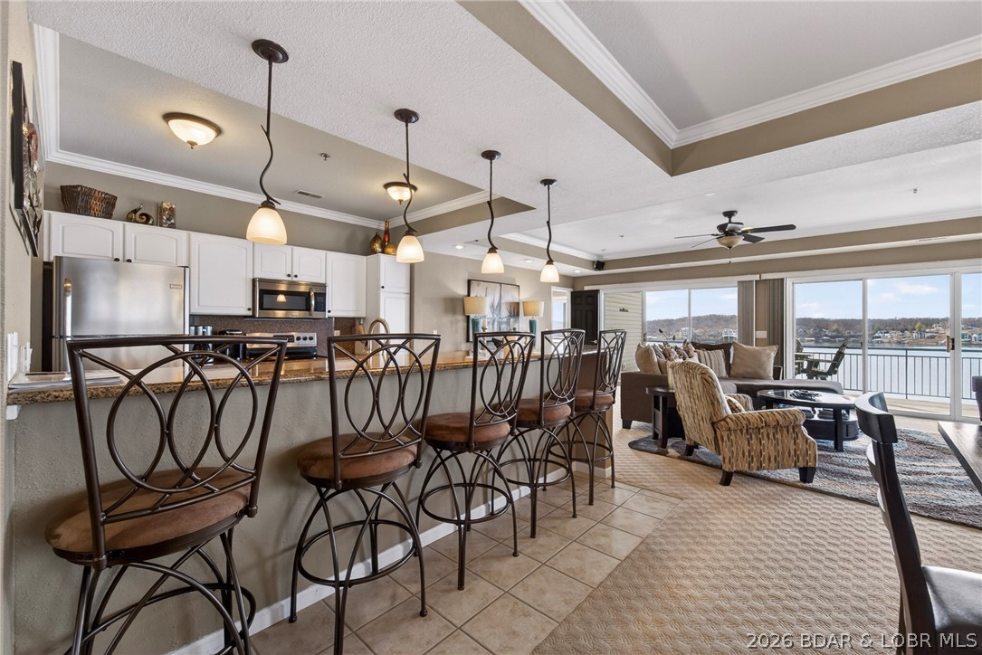 Palisades Condominium - Residential