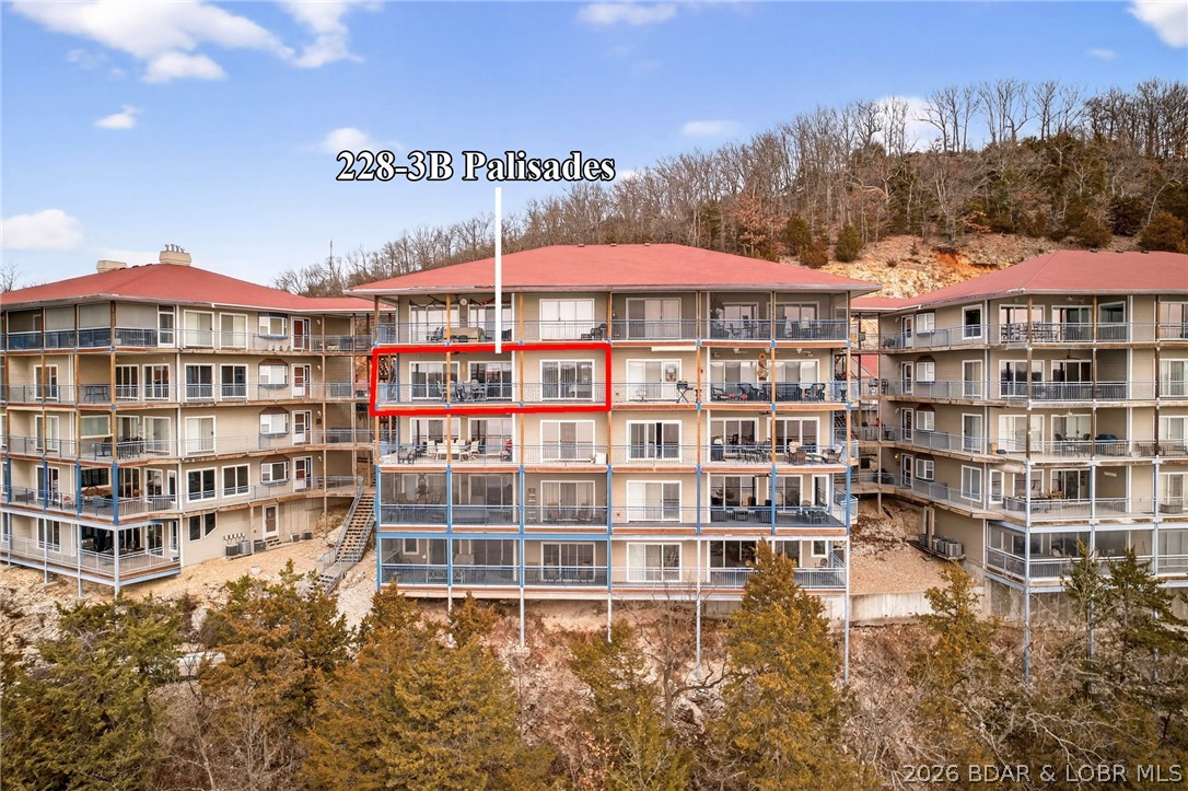 Palisades Condominium - Residential