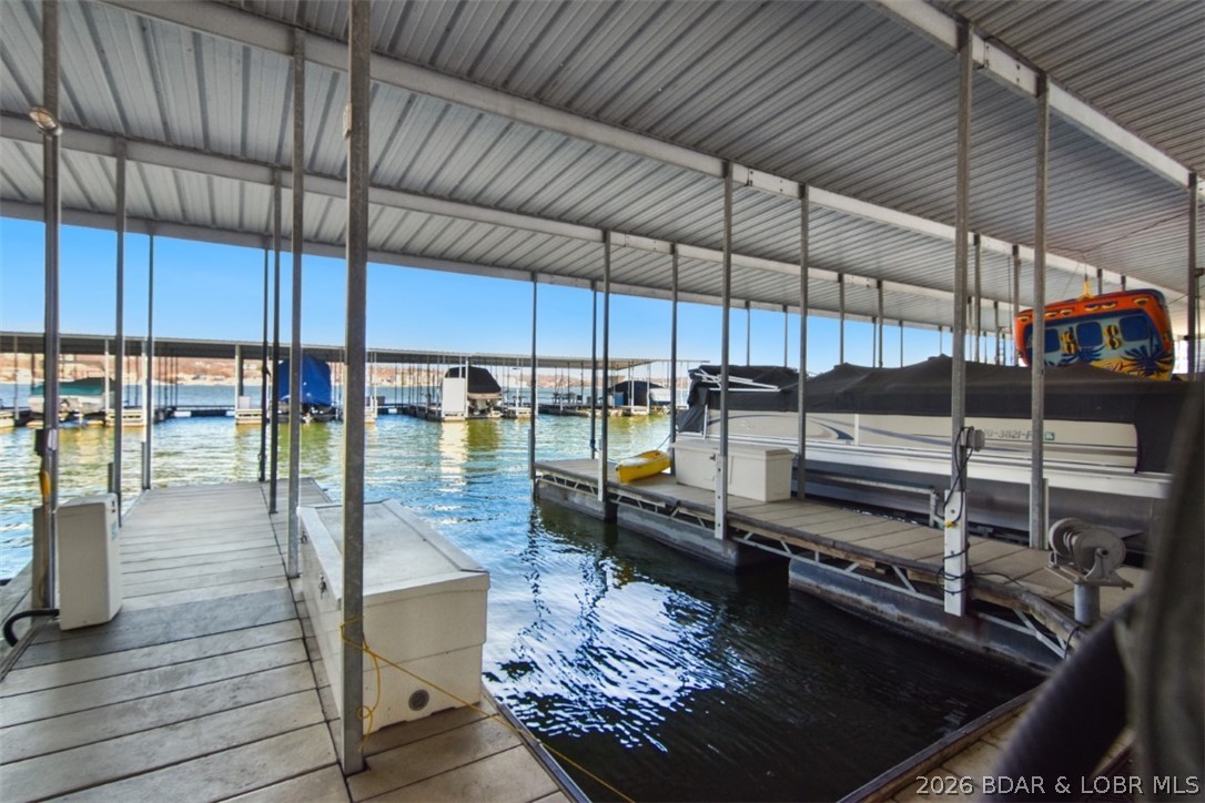 The Falls Condo - Residential