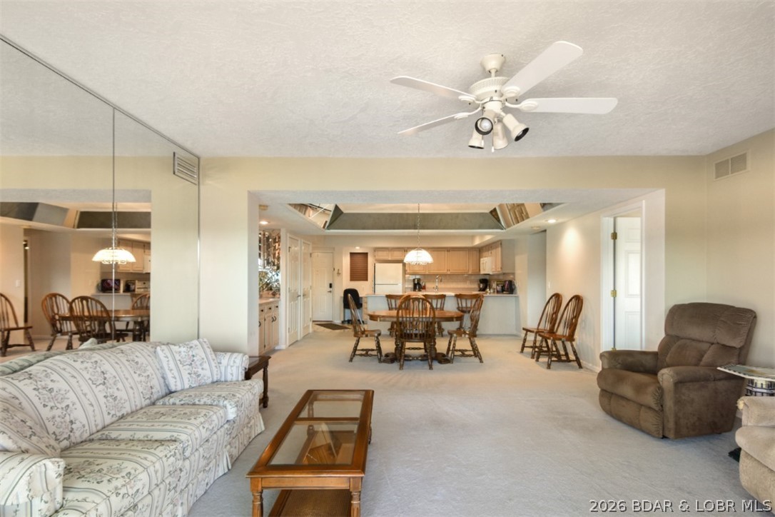 The Falls Condo - Residential