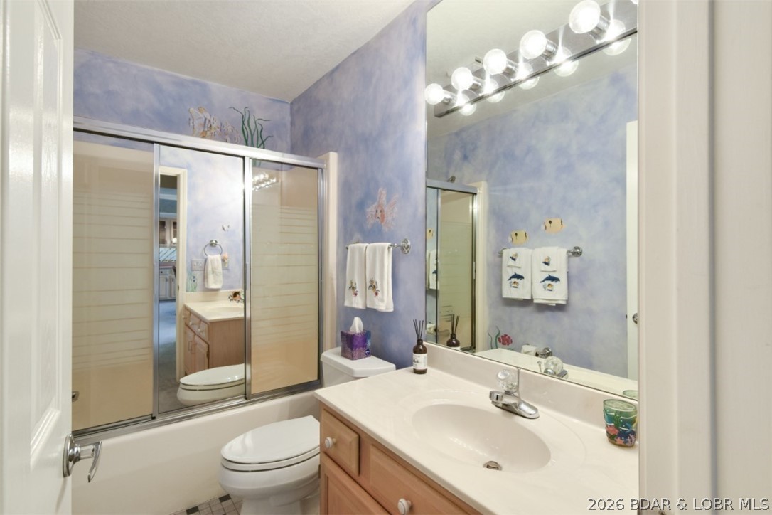 The Falls Condo - Residential