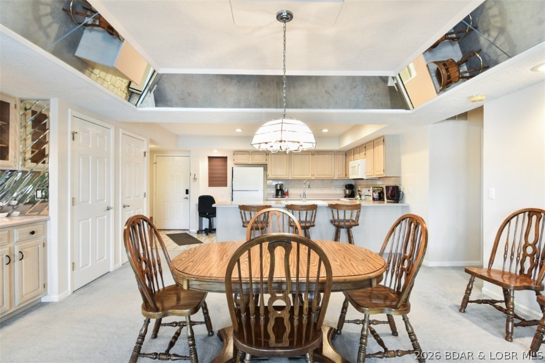 The Falls Condo - Residential