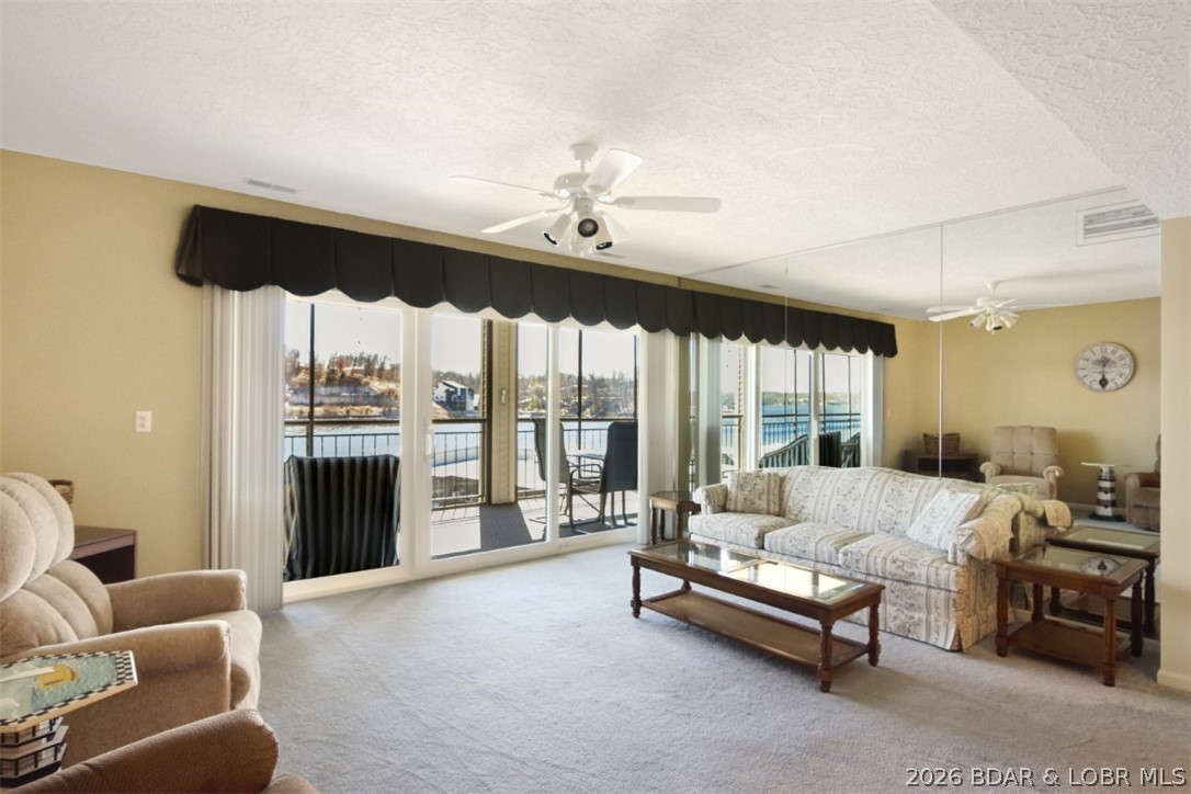 The Falls Condo - Residential