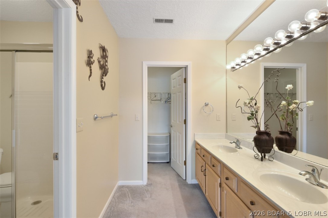 The Falls Condo - Residential