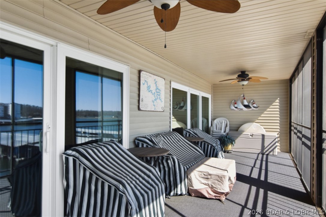 The Falls Condo - Residential