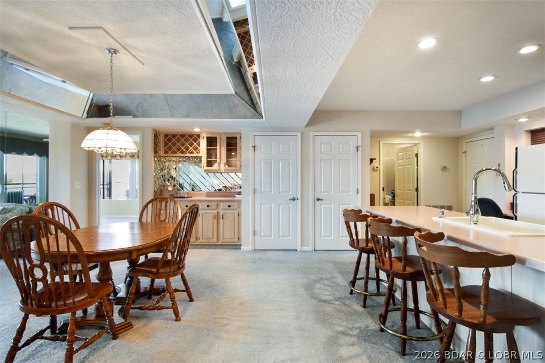 The Falls Condo - Residential