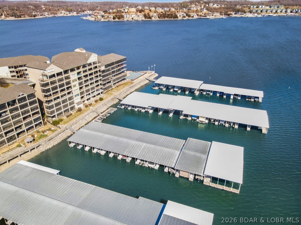 The Falls Condo - Residential