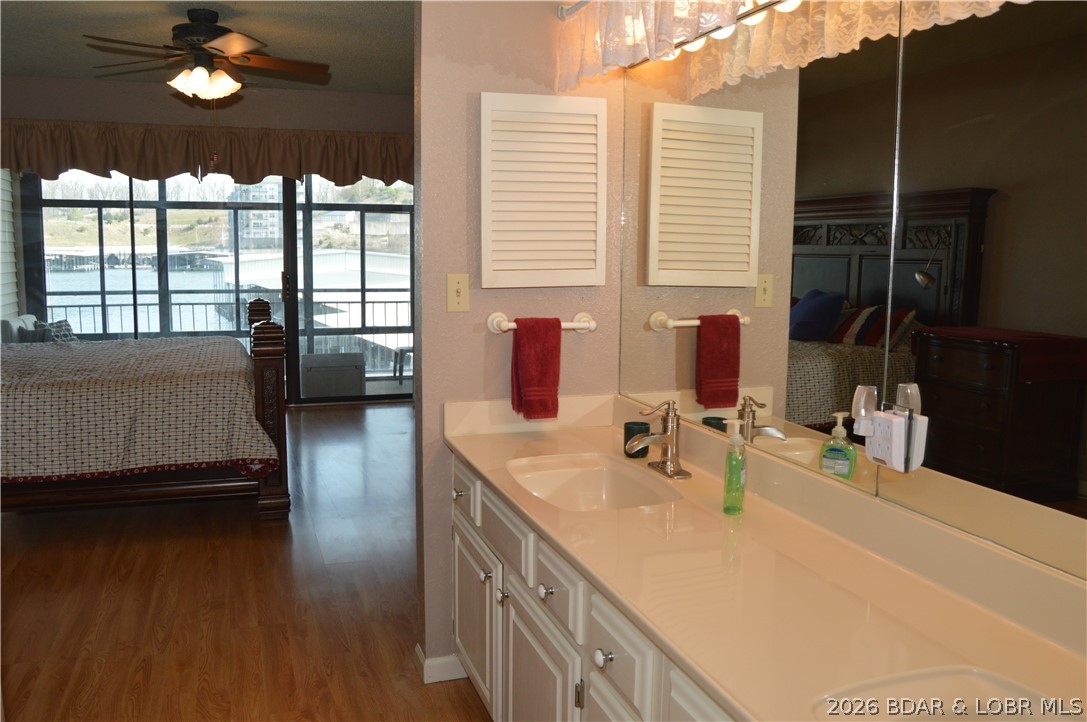 The Falls Condo - Residential