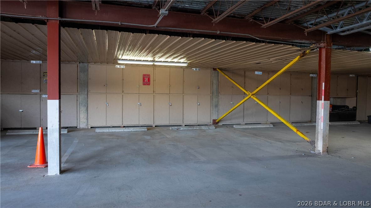 The Falls Condo - Residential