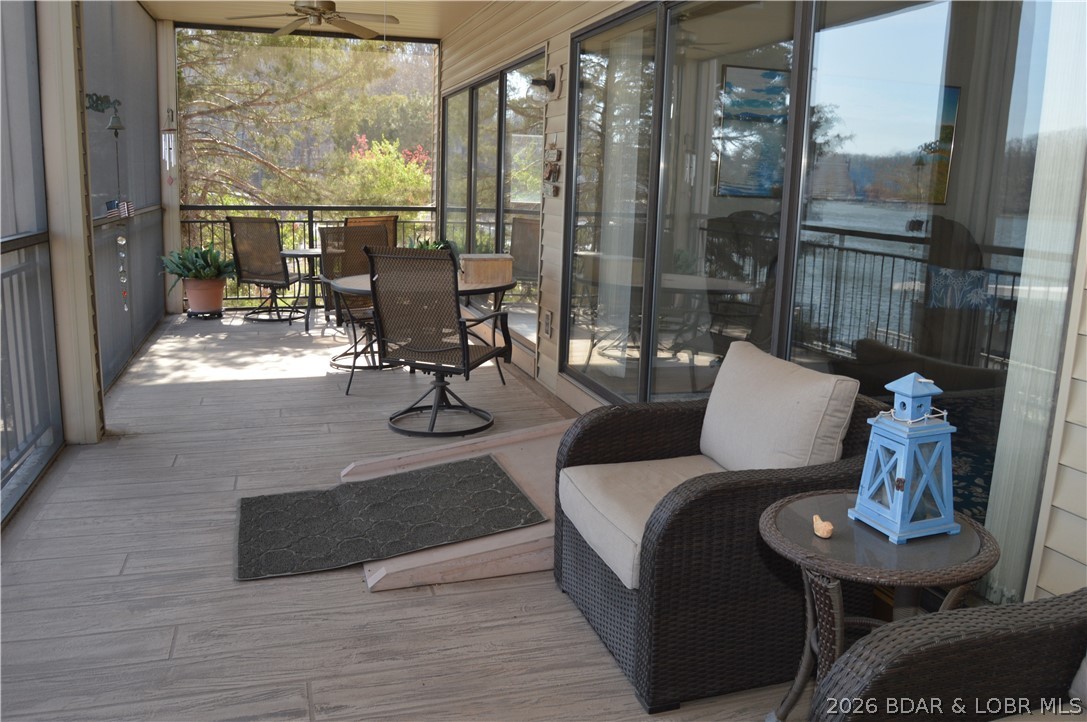 The Falls Condo - Residential