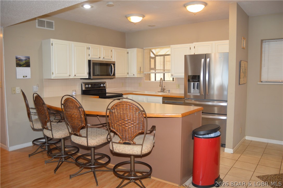 The Falls Condo - Residential