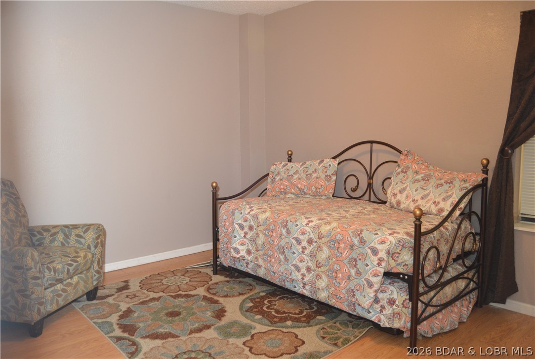 The Falls Condo - Residential