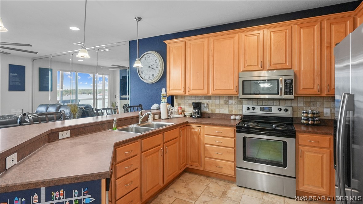 Lands End Communities Subdiv - Residential