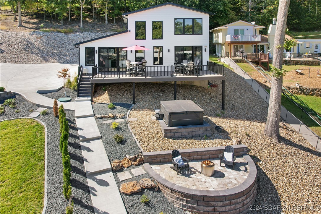 Lake Ozark, Missouri 65049, United States, 3 Bedrooms Bedrooms, ,3 BathroomsBathrooms,Residential,Contingent,44986