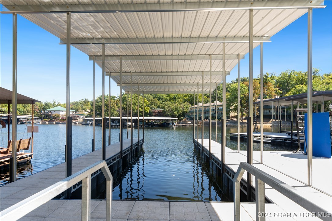 Lake Ozark, Missouri 65049, United States, 3 Bedrooms Bedrooms, ,3 BathroomsBathrooms,Residential,Contingent,44986