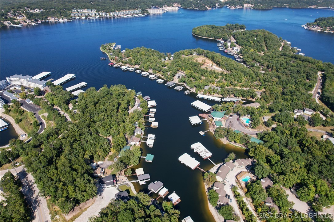 Lake Ozark, Missouri 65049, United States, 3 Bedrooms Bedrooms, ,3 BathroomsBathrooms,Residential,Contingent,44986