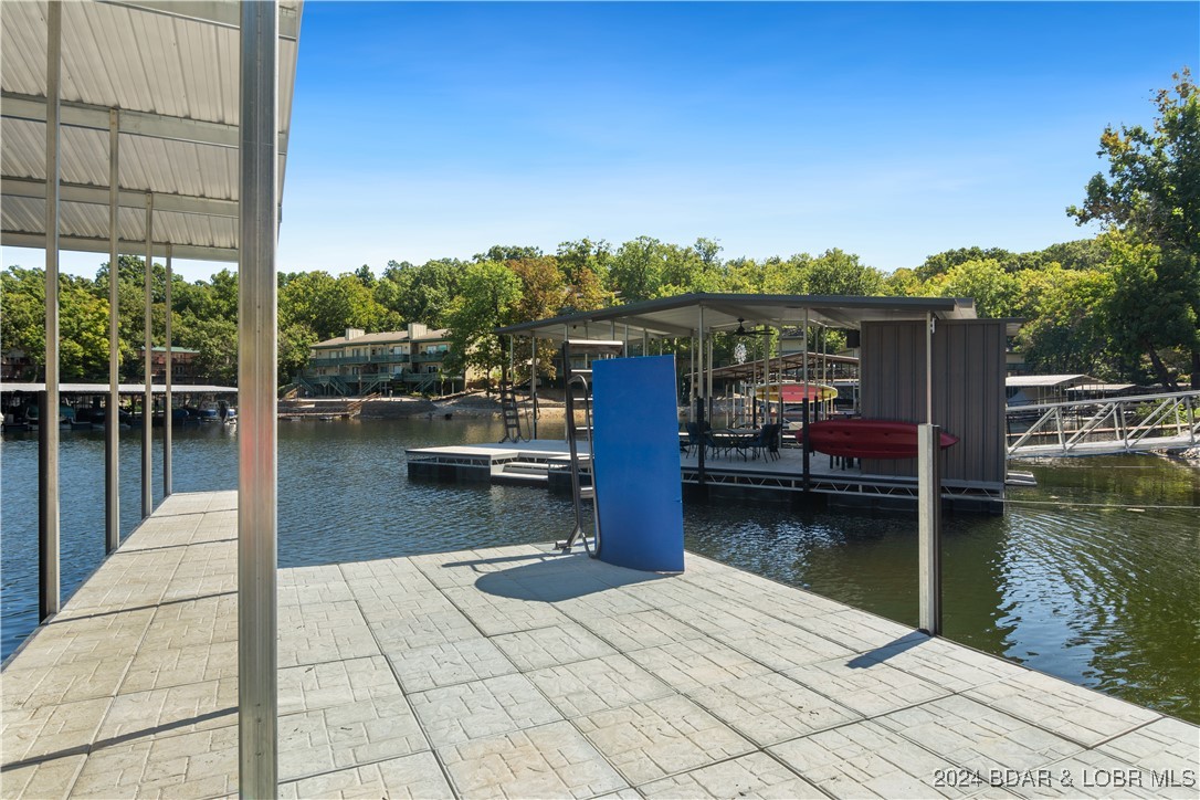 Lake Ozark, Missouri 65049, United States, 3 Bedrooms Bedrooms, ,3 BathroomsBathrooms,Residential,Contingent,44986