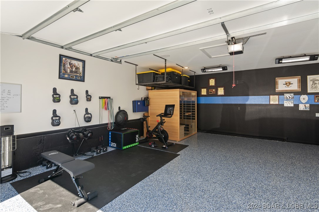 Lake Ozark, Missouri 65049, United States, 3 Bedrooms Bedrooms, ,3 BathroomsBathrooms,Residential,Contingent,44986