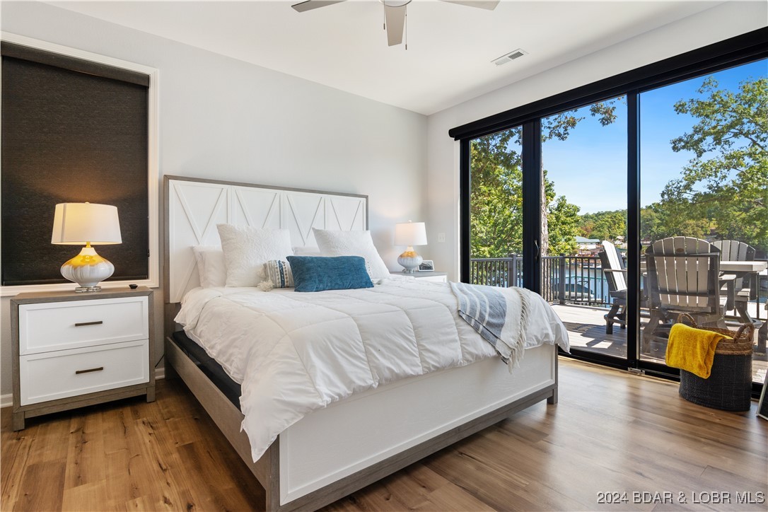 Lake Ozark, Missouri 65049, United States, 3 Bedrooms Bedrooms, ,3 BathroomsBathrooms,Residential,Contingent,44986