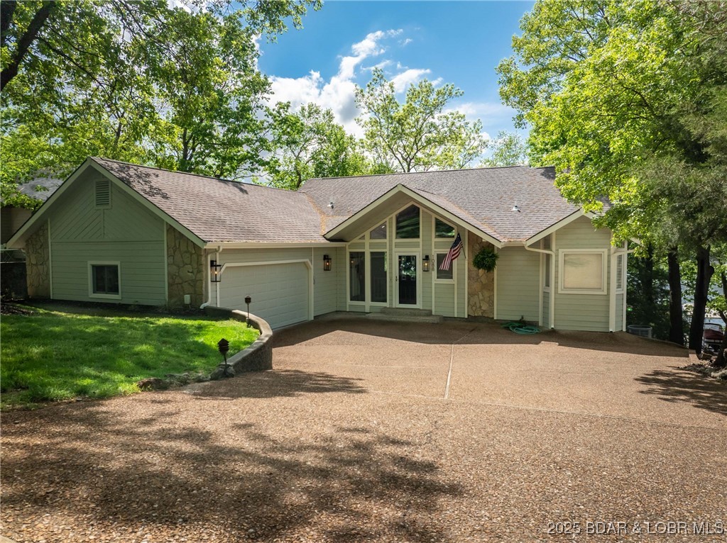 Four Seasons, Missouri 65049, United States, 4 Bedrooms Bedrooms, ,4 BathroomsBathrooms,Residential,Active,120562