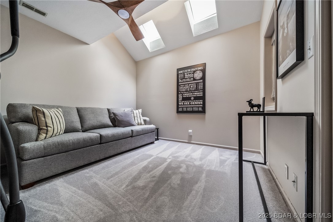 Four Seasons, Missouri 65049, United States, 4 Bedrooms Bedrooms, ,4 BathroomsBathrooms,Residential,Active,120562