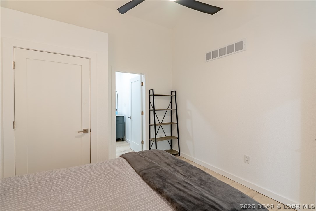 R.T. Mudds Whileaway Point - Residential