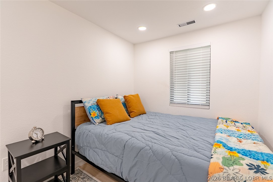 R.T. Mudds Whileaway Point - Residential