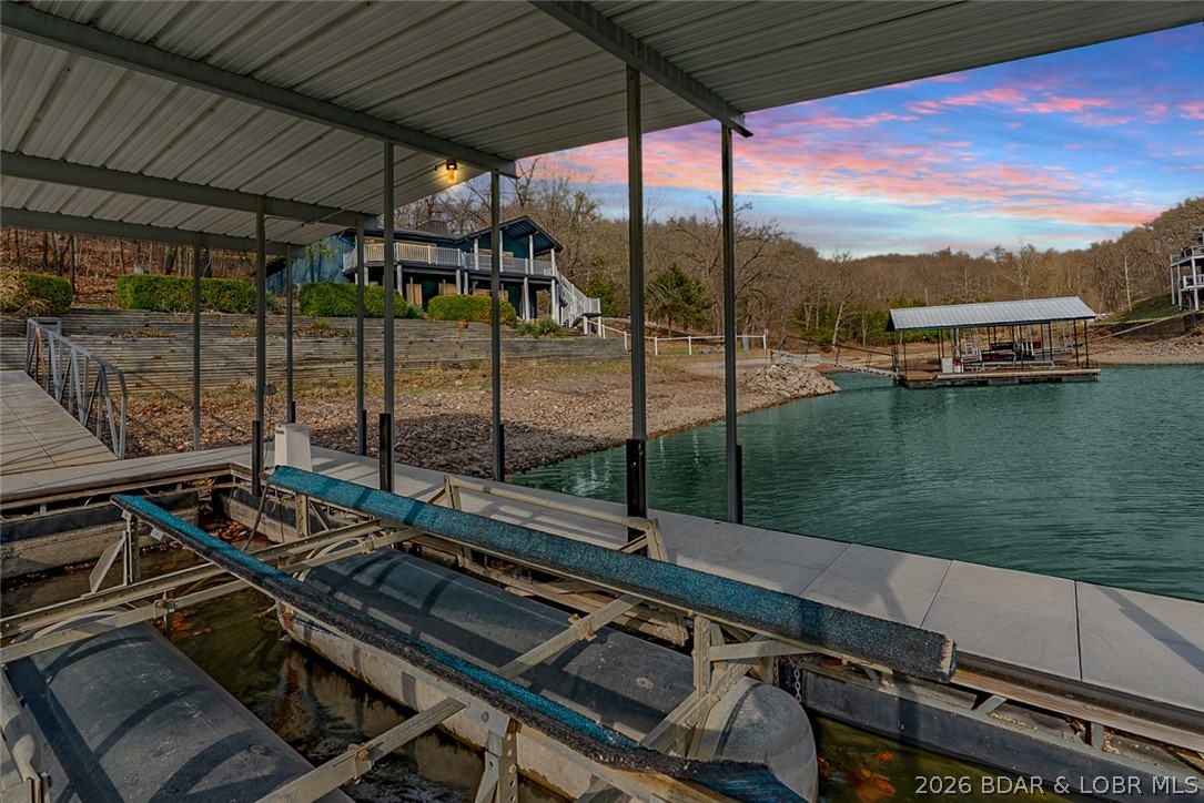 R.T. Mudds Whileaway Point - Residential