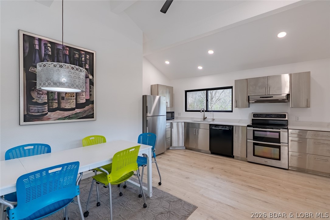 R.T. Mudds Whileaway Point - Residential