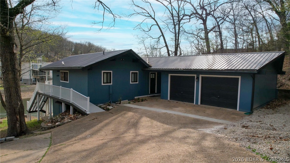 R.T. Mudds Whileaway Point - Residential