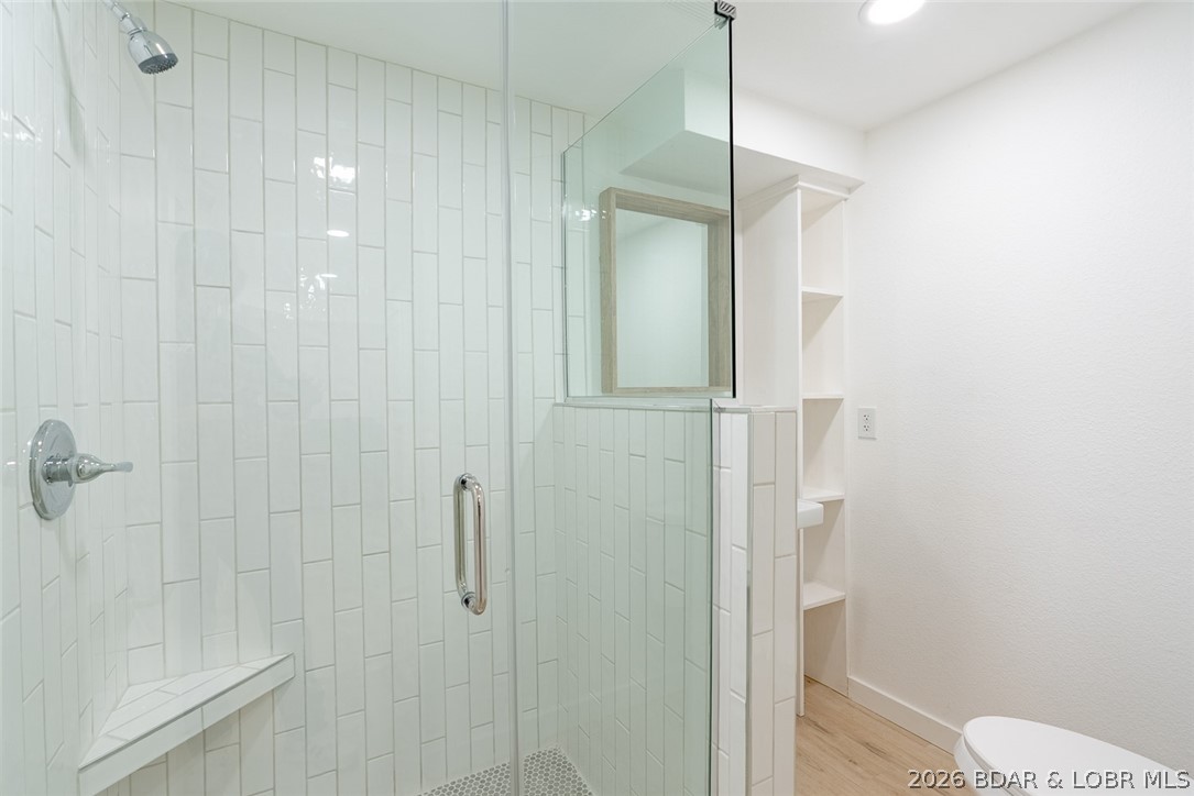 R.T. Mudds Whileaway Point - Residential