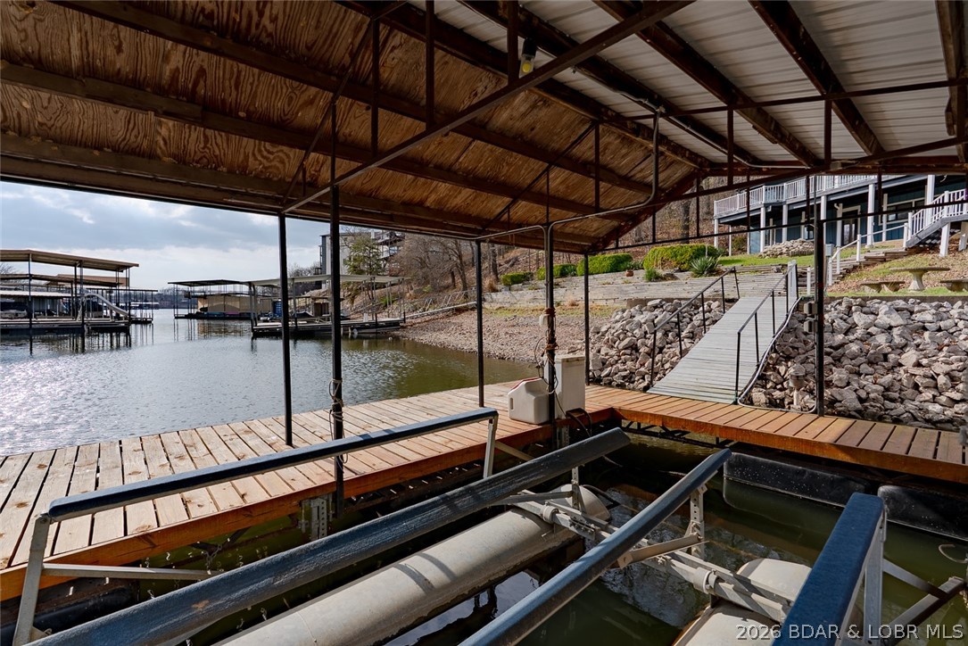 R.T. Mudds Whileaway Point - Residential