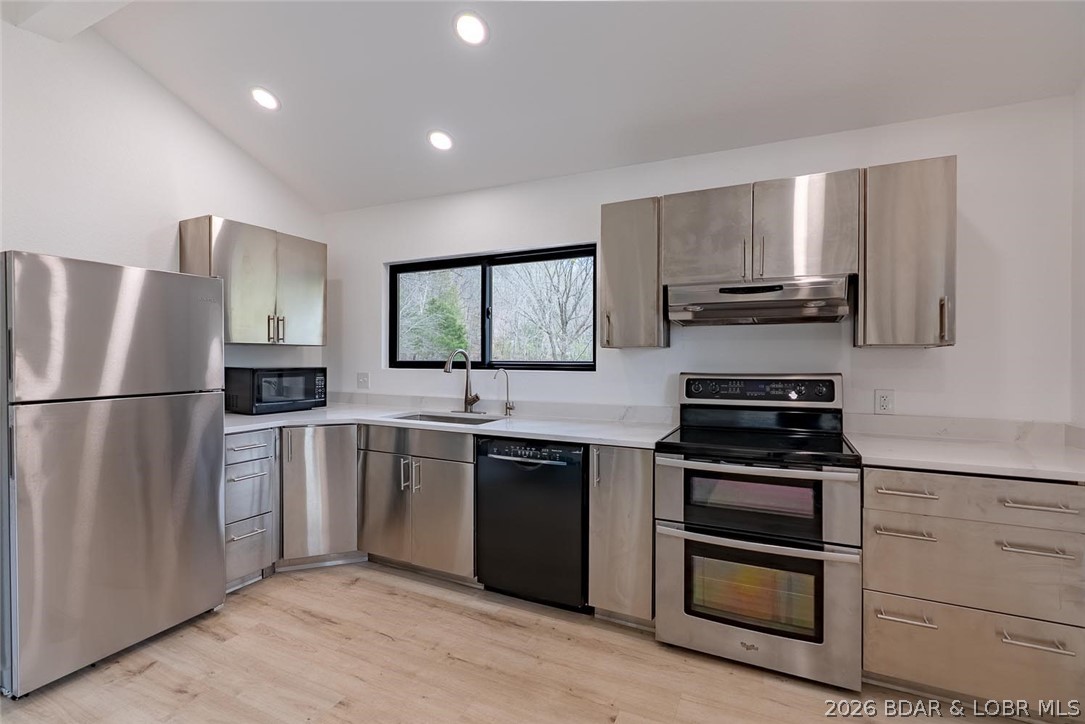 R.T. Mudds Whileaway Point - Residential