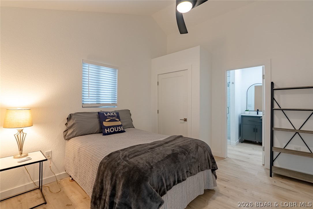 R.T. Mudds Whileaway Point - Residential