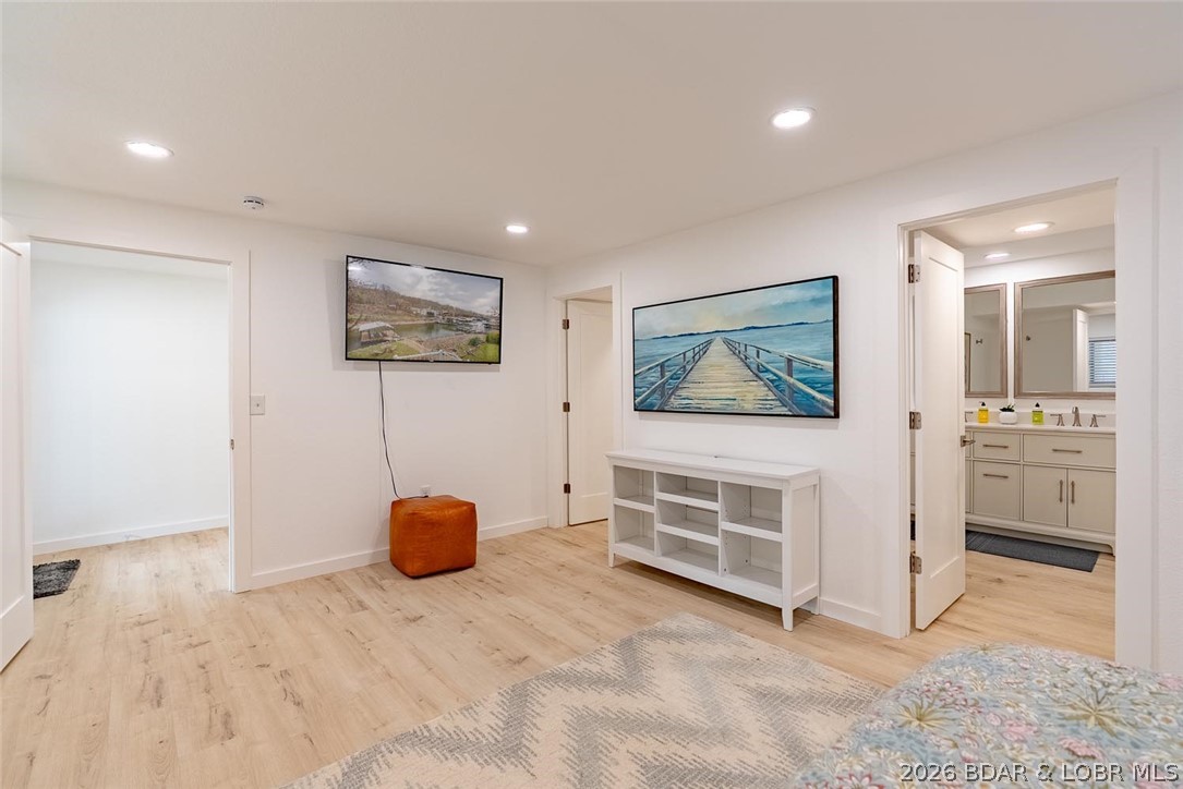 R.T. Mudds Whileaway Point - Residential