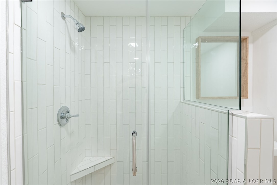 R.T. Mudds Whileaway Point - Residential