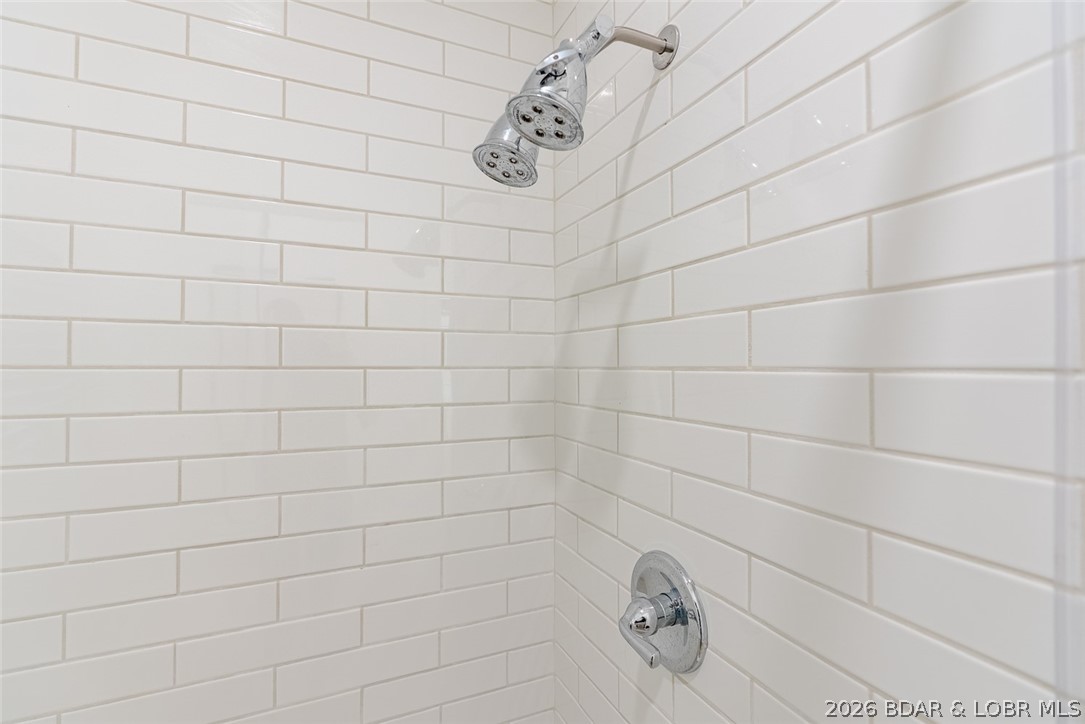 R.T. Mudds Whileaway Point - Residential