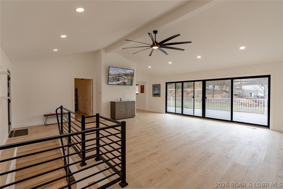 R.T. Mudds Whileaway Point - Residential