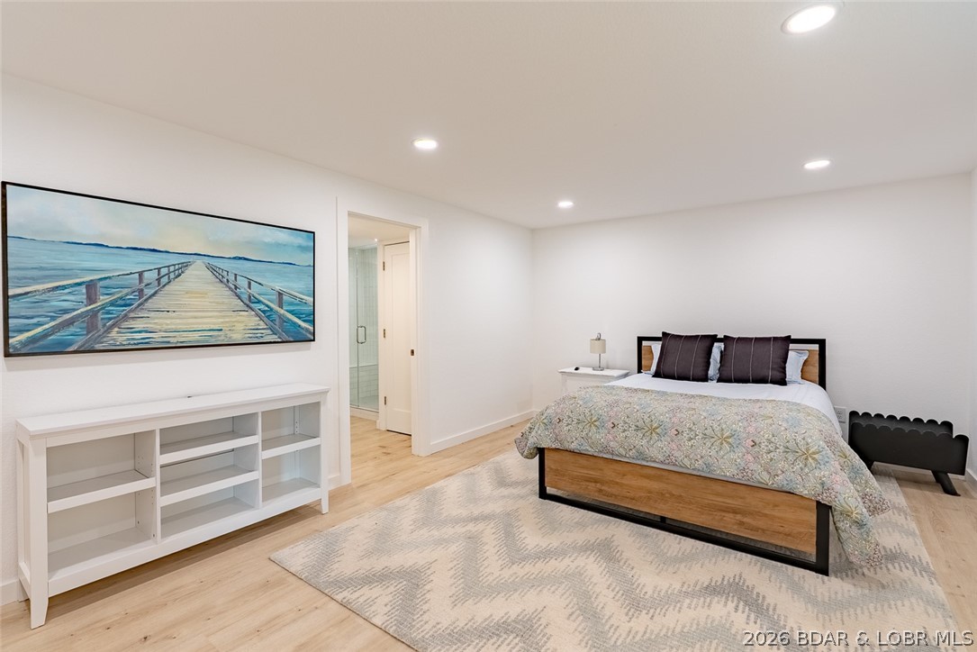 R.T. Mudds Whileaway Point - Residential