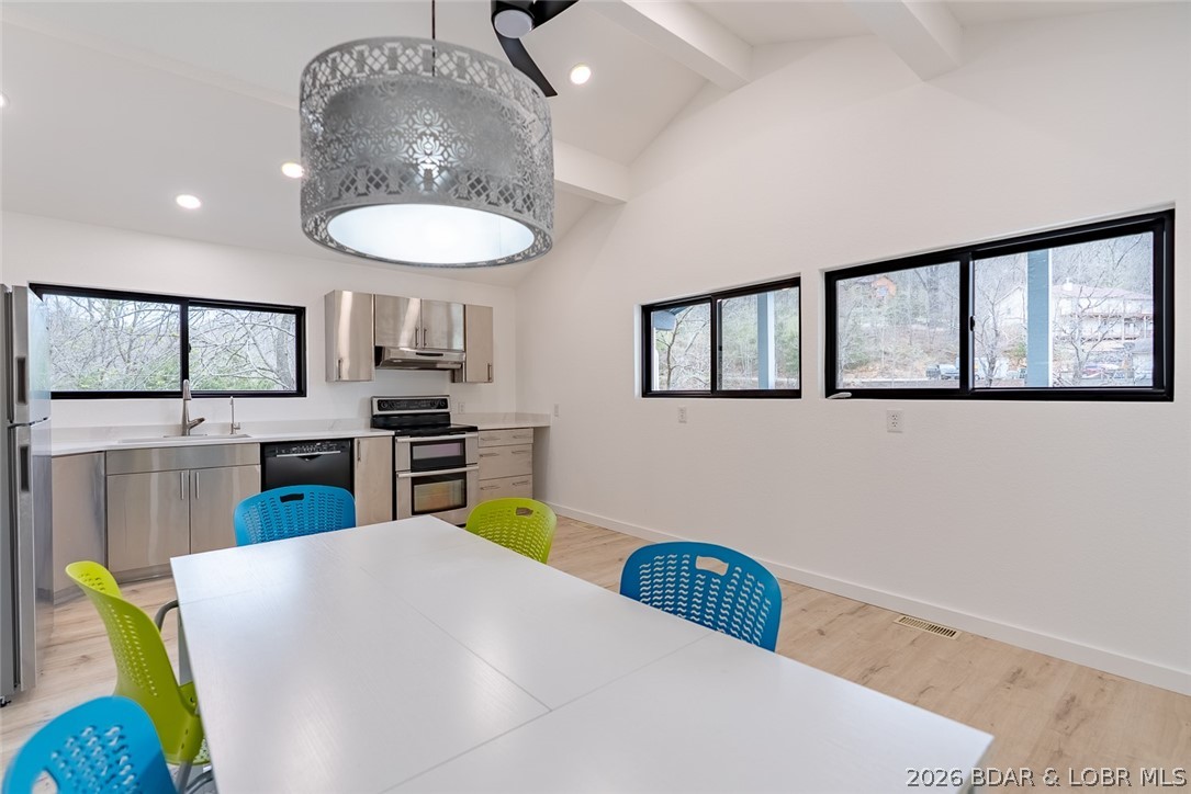 R.T. Mudds Whileaway Point - Residential