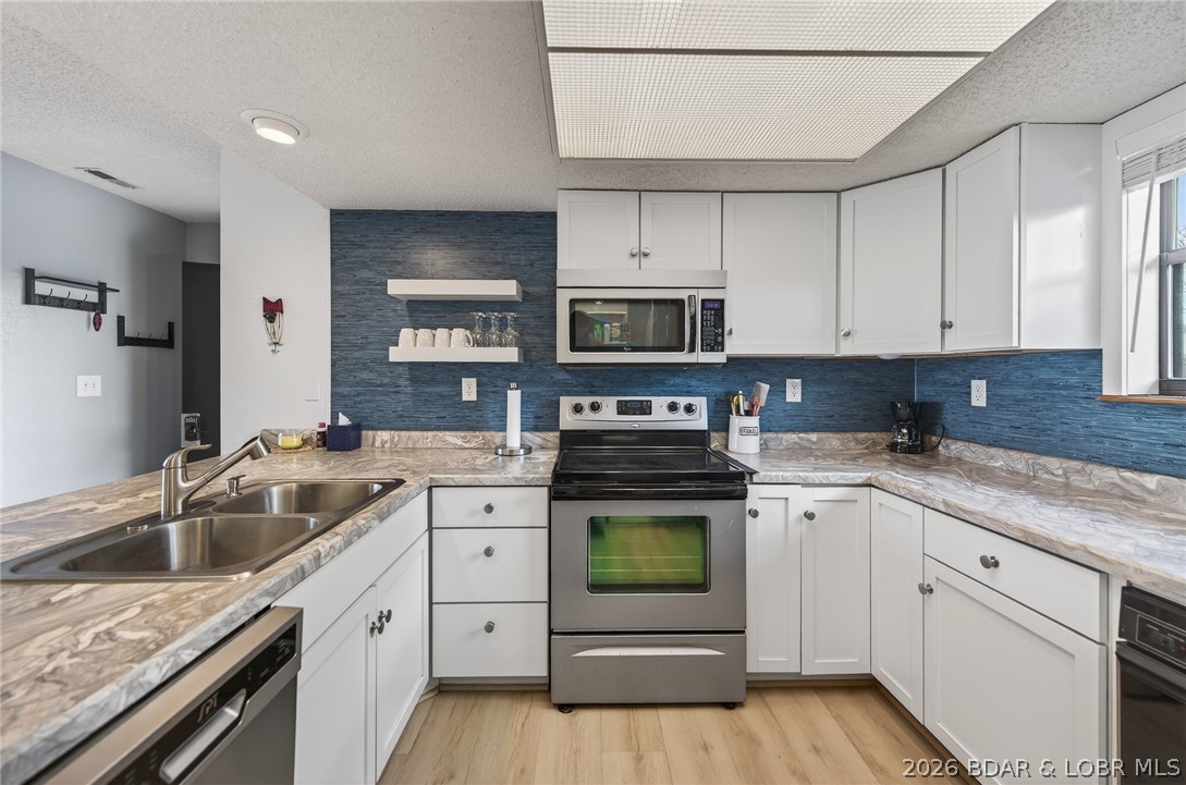 Lone Oak Point - Residential