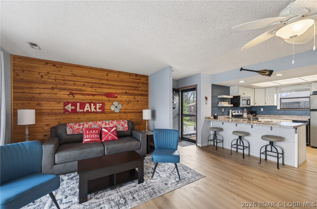 Lone Oak Point - Residential