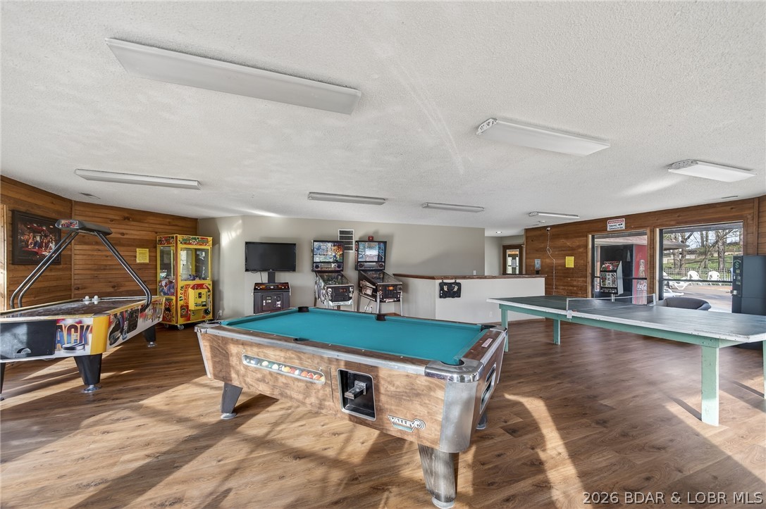 Lone Oak Point - Residential