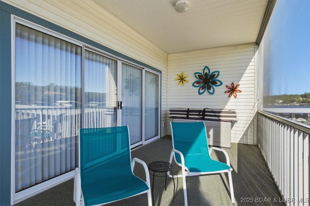 The Evergreens On The Lake - Residential