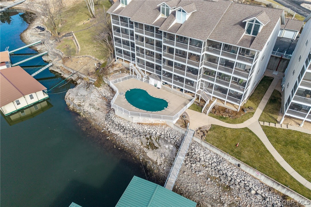 Windgate On The Lake Condo - Residential