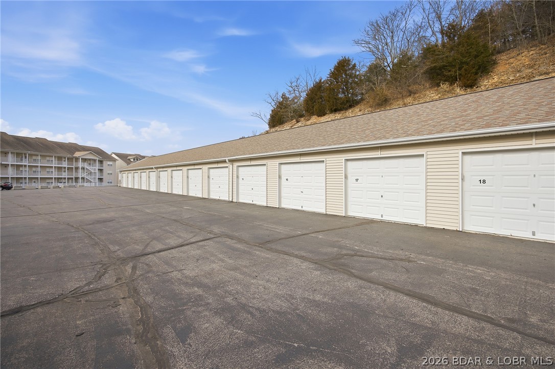 Windgate On The Lake Condo - Residential