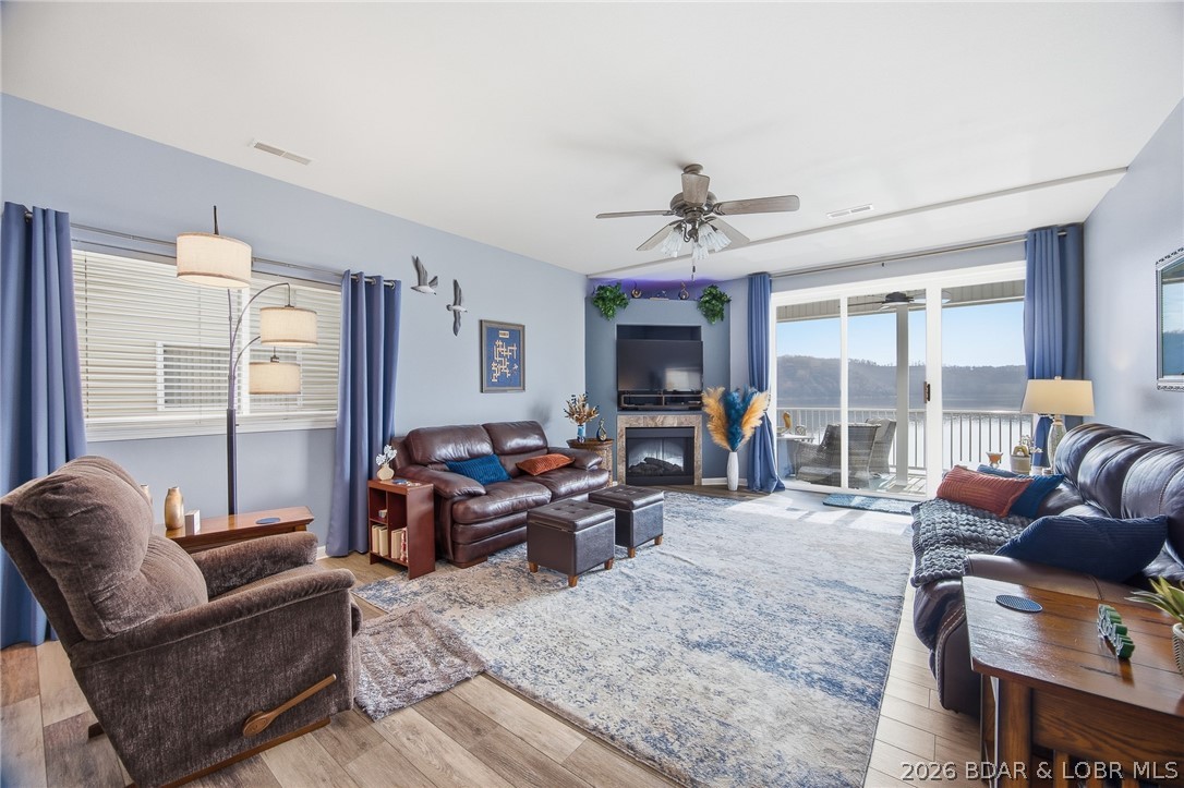 Windgate On The Lake Condo - Residential